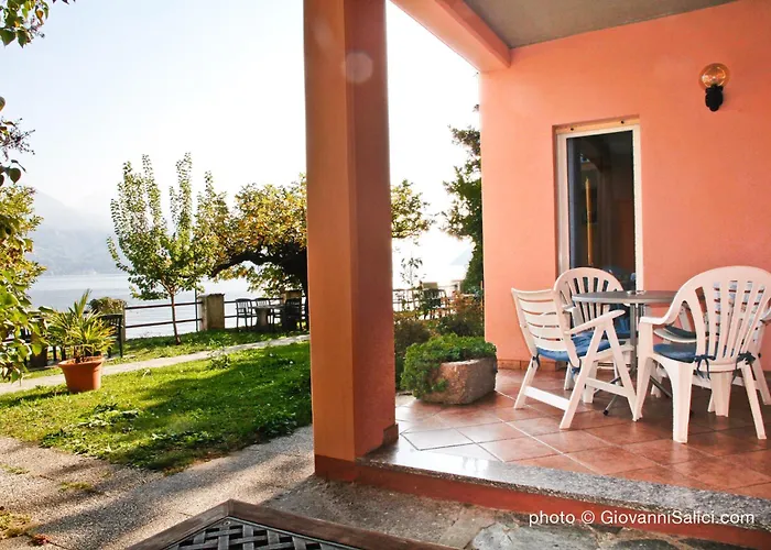 Garden 3 3* Μενάτζιο